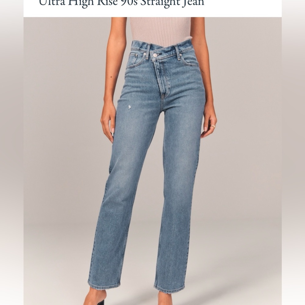 Abercrombie 90s straight ultra high rise jeans